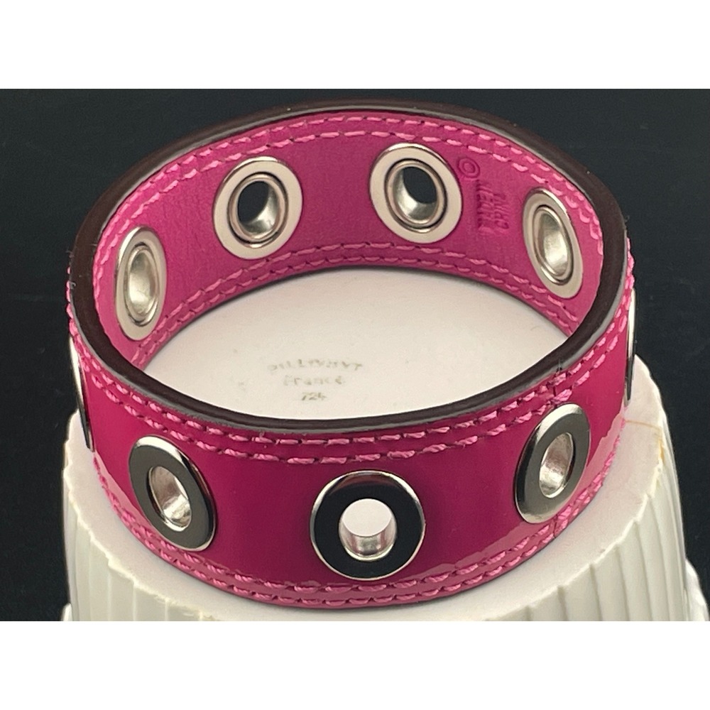 Coach Y2K Hot Pink Patent Leather Grommet Bangle Wide 1" Statement Bracelet vtg - Picture 4 of 10